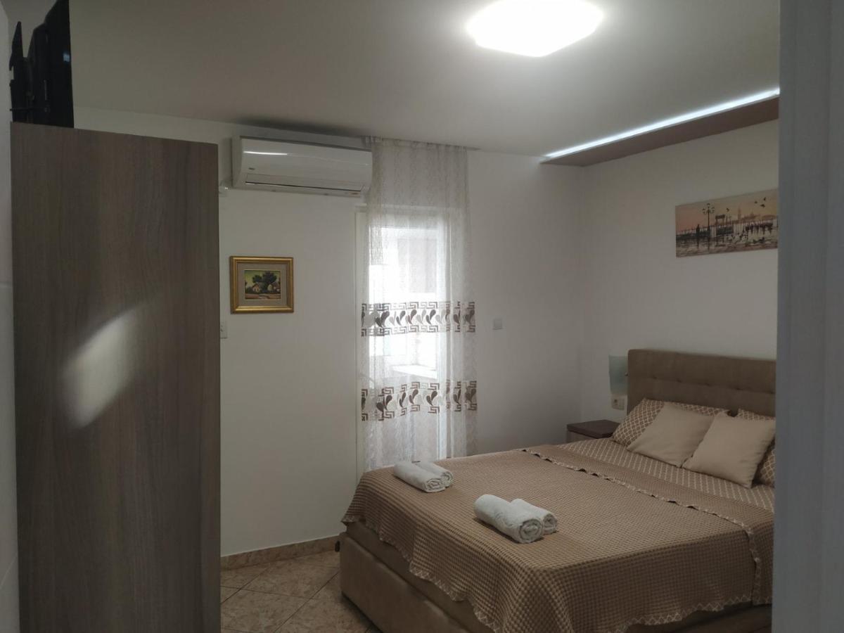 Apartments Familia Μπούντβα Εξωτερικό φωτογραφία