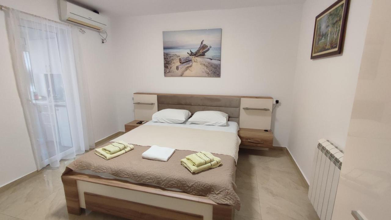 Apartments Familia Μπούντβα Εξωτερικό φωτογραφία