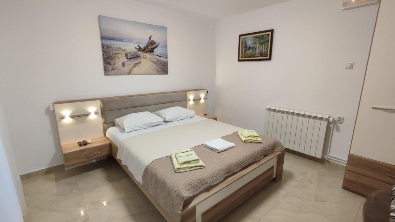 Apartments Familia Μπούντβα Εξωτερικό φωτογραφία