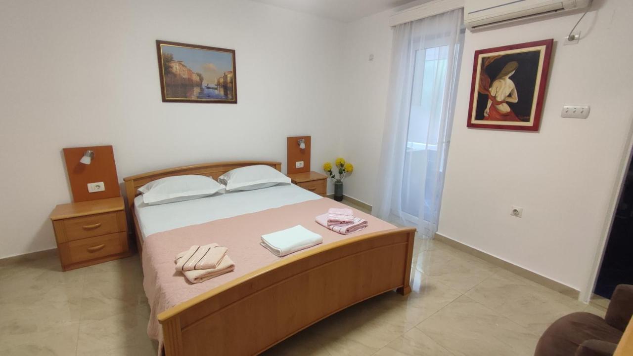 Apartments Familia Μπούντβα Εξωτερικό φωτογραφία
