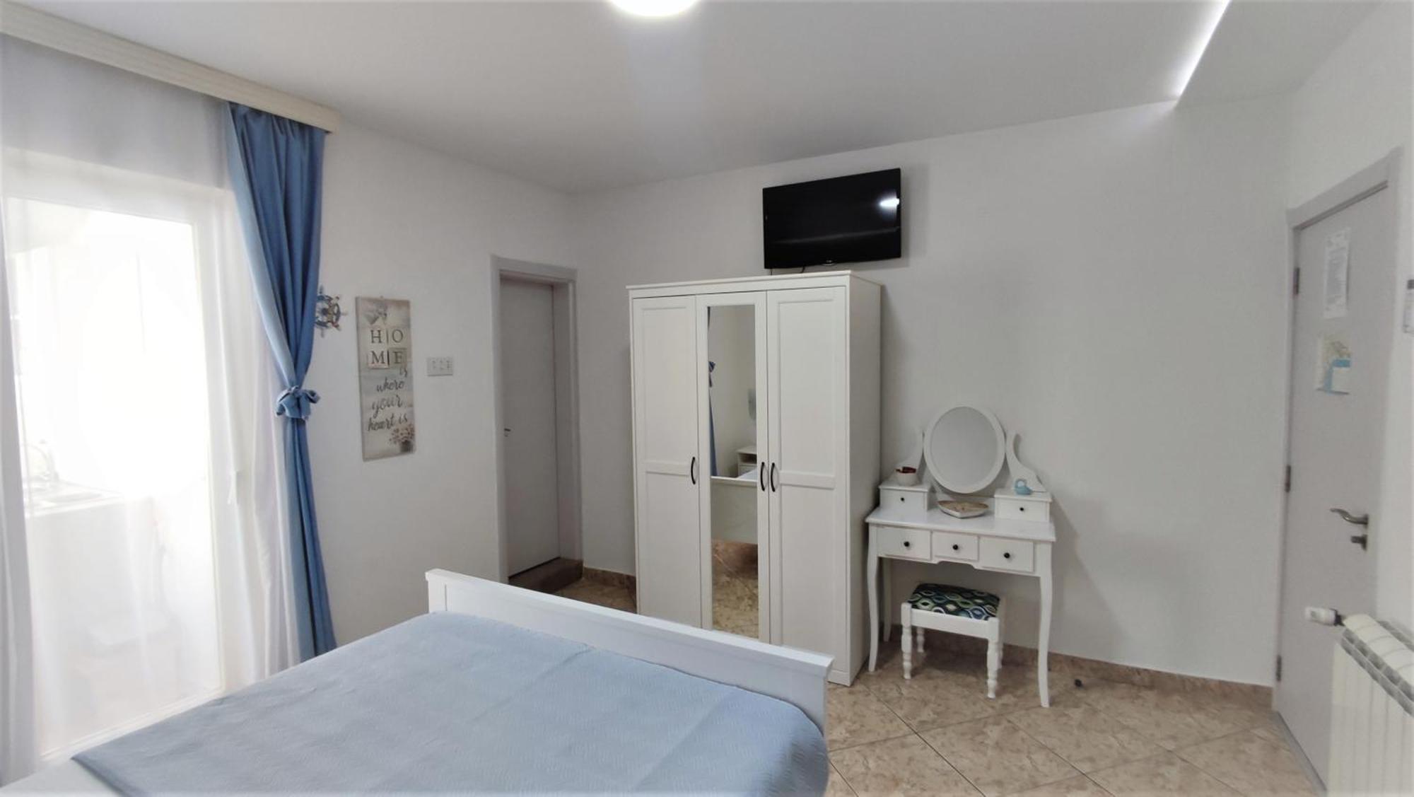 Apartments Familia Μπούντβα Εξωτερικό φωτογραφία