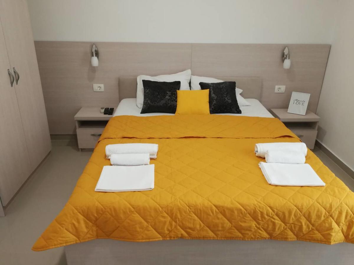 Apartments Familia Μπούντβα Εξωτερικό φωτογραφία