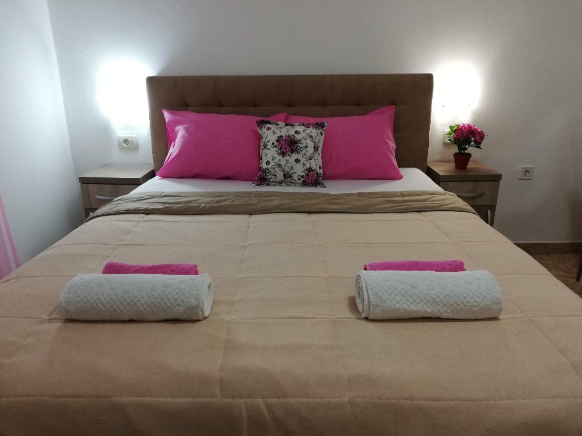 Apartments Familia Μπούντβα Εξωτερικό φωτογραφία